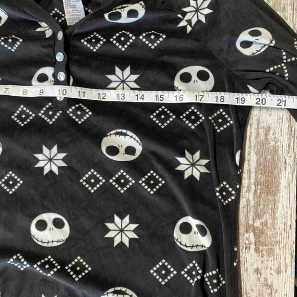 Disney Nightmare Before Christmas PJ Top - Picture 3 of 10